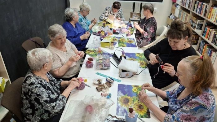 Мастер-класс «Куколка-игольница»