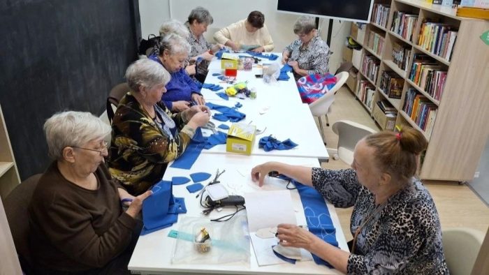 Мастер‑класс «Брошь‑цветок»